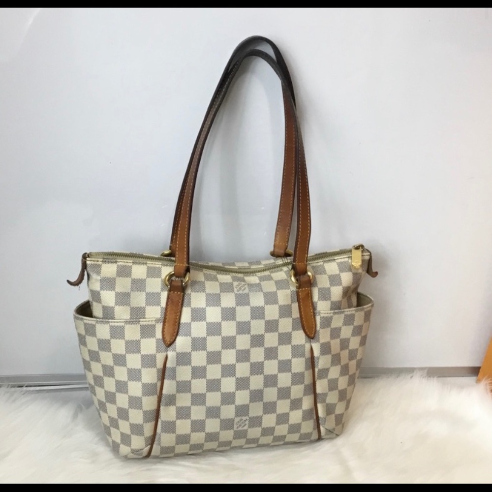 Louis Vuitton Damier azur totally pm authentic